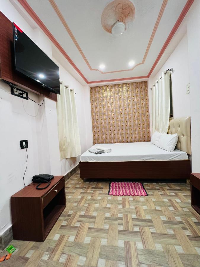The Bella Guesthouse Βαρανάσι Εξωτερικό φωτογραφία