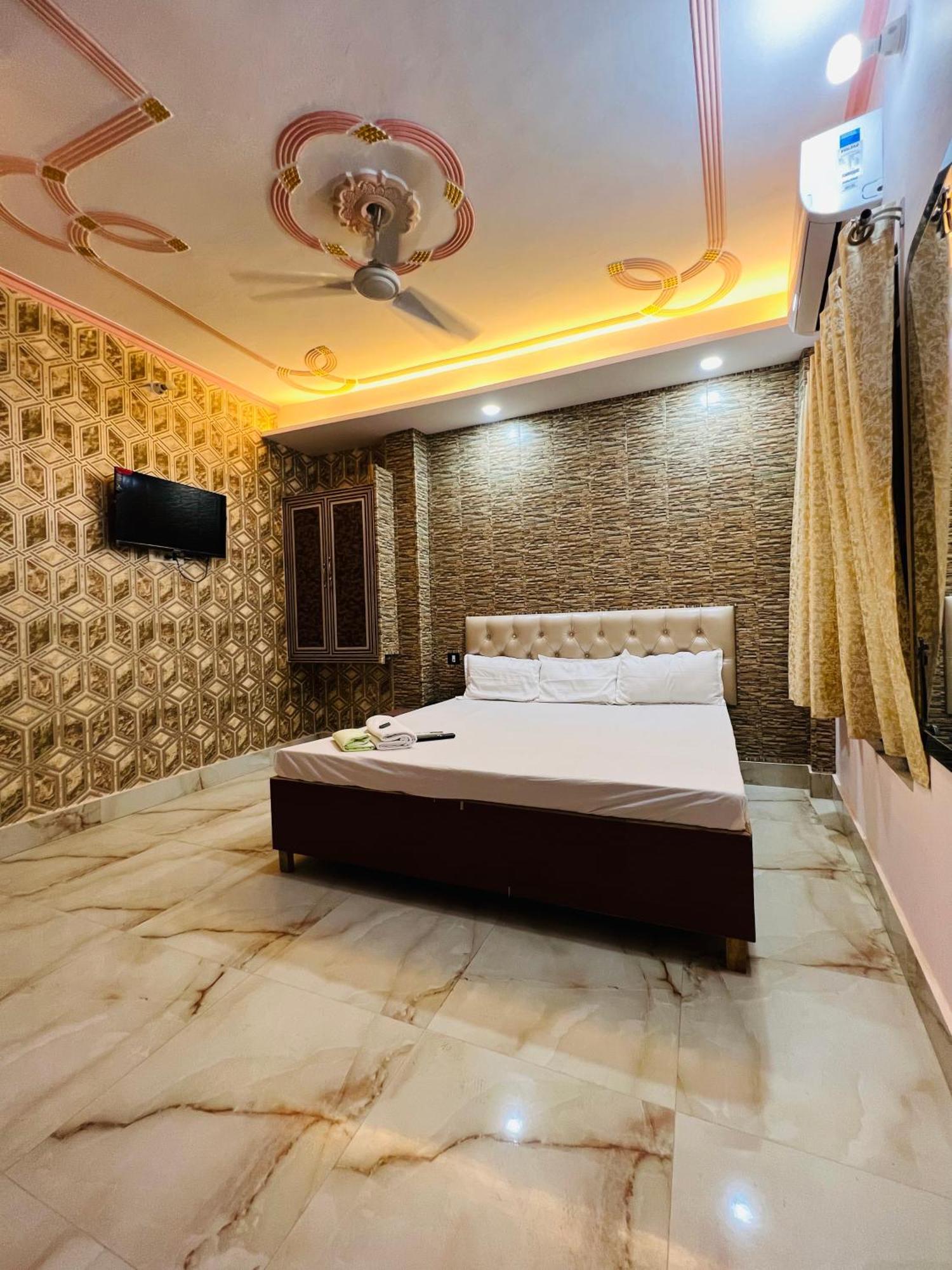 The Bella Guesthouse Βαρανάσι Εξωτερικό φωτογραφία